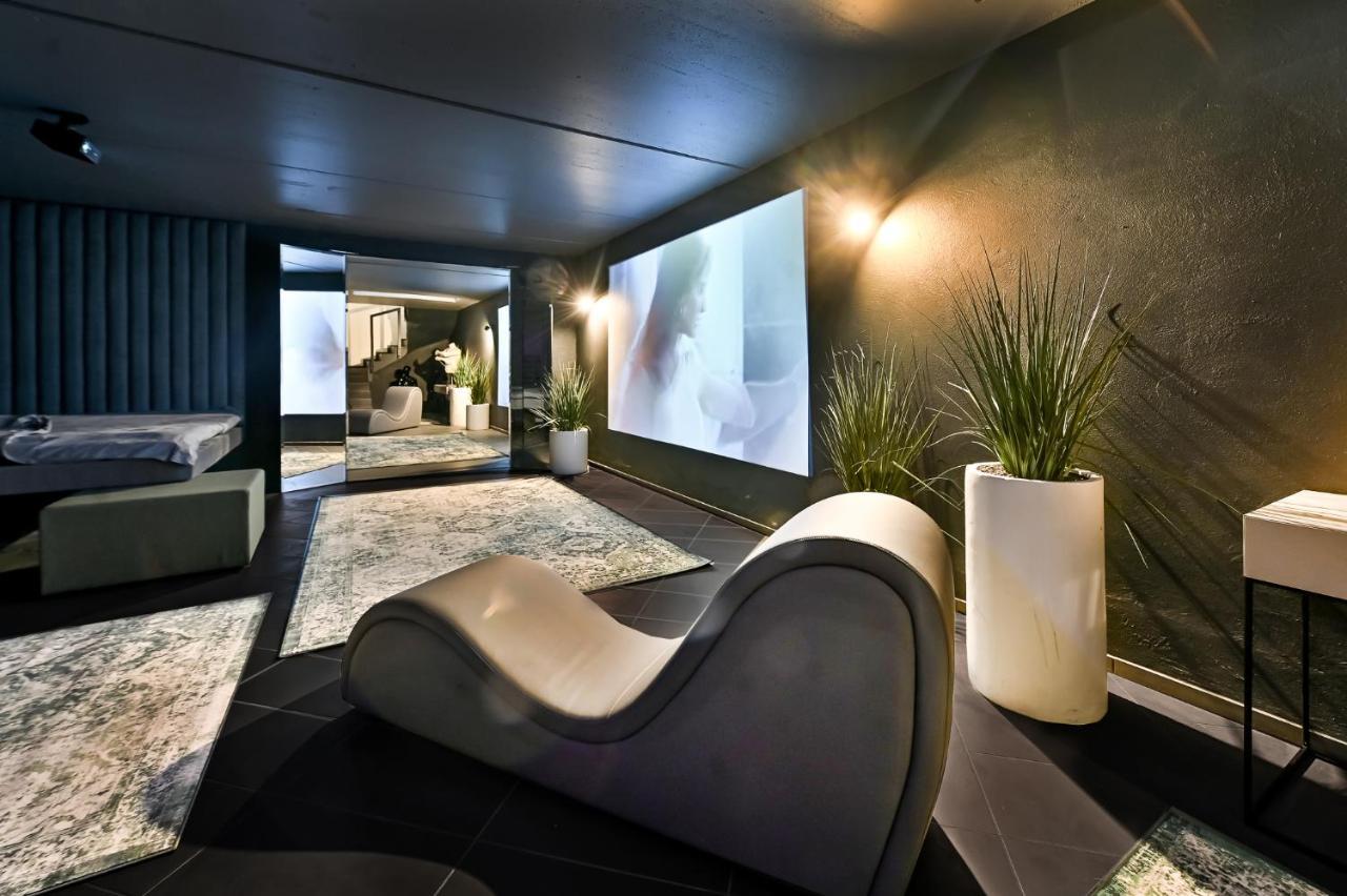 Apartament Jacuzzi Cinema Loft Kowno Zewnętrze zdjęcie