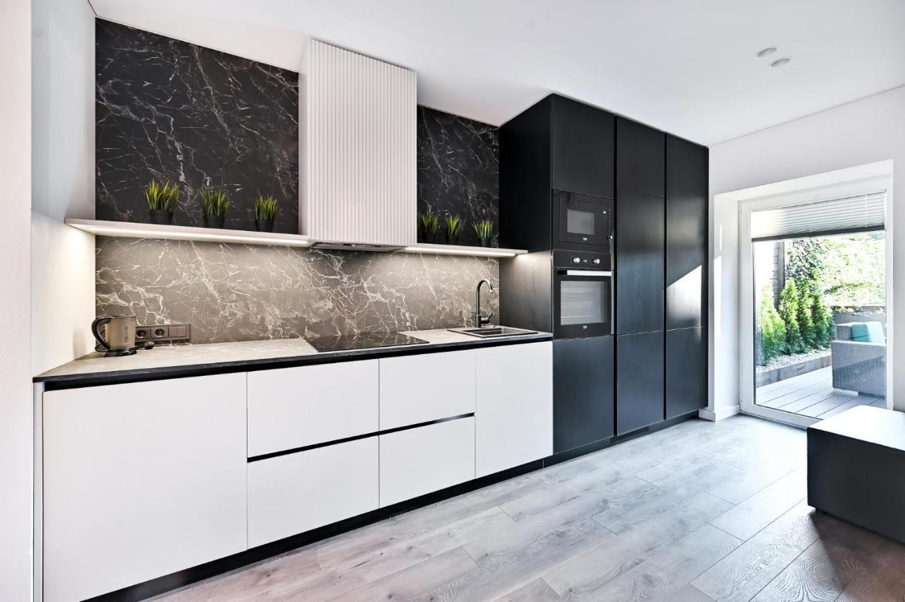 Apartament Jacuzzi Cinema Loft Kowno Zewnętrze zdjęcie